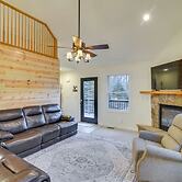 'the Eagles Nest at Alpine' Cabin w/ Fireplace!