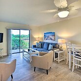 Sun-soaked Condo w/ Balcony - Steps to Beach!