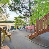 Lakefront Family Retreat w/ Private Dock!