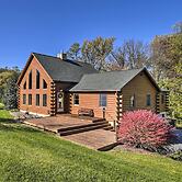 Pool, Games + Sauna: Mount Joy Countryside Cabin