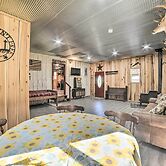 Charming New Concord Cabin on 50-acre Farm!