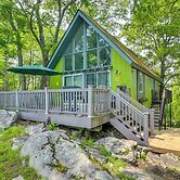 Great Cacapon Cabin w/ Mountain Views