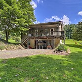 Deep Gap Cottage w/ Fire Pits - Hike & Ski!
