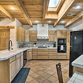 Las Cruces Home 'La Casa Blanca' w/ Courtyard
