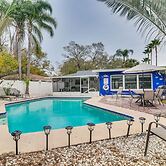 Vibrant Largo Home: Heated Pool, Lake Views!