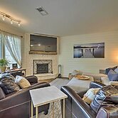 Modern Townhome w/ Patio, Next Door to Resort