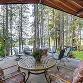 Bremerton Vacation Rental w/ Hot Tub & Lake Access