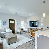 Riverfront Sheboygan Townhome w/ Grill!