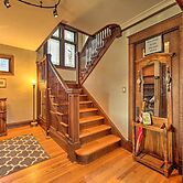 Pet-friendly Sheboygan Home, 1 Mi to Lake Michigan