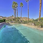 Palm Desert Townhome w/ Mountain Views & Patio