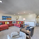 Outdoor Enthusiasts' Retreat w/ Hot Tub, Deck