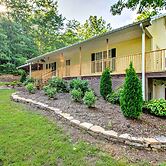 Cedar Mountain House on 12 Acres - Near Trails!