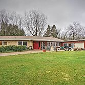 South Haven Home ~ 1 Mi to Lake Michigan!