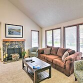 Modern Anchorage Townhome: 8 Mi to Downtown!