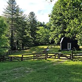 Rustic Hendersonville Farm Studio w/ Private Deck