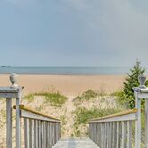 Chic Townhome on Lake Huron w/ Private Beach!