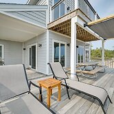 Chic Townhome on Lake Huron w/ Private Beach!