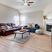 Airy Georgetown Home w/ Fire Pit!