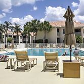 Sunny Port St Lucie Condo: Golf, Swim & Unwind!