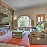 Historic Helena Retreat - Near Dtwn & Mt Helena!