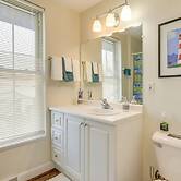 Delafield Vacation Rental Near Lakes & Parks!