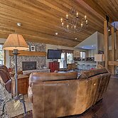 Serene Ski Retreat - 3 Miles to Sun Valley Resort!