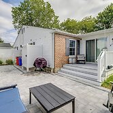 Cape May Quad w/ Grill - 7 Blocks to Beach!