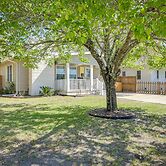 Lovely Morehead City Home w/ Fire Pit & Gas Grill