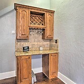 Spacious Vacation Home: 10 Mi to Lavon Lake!