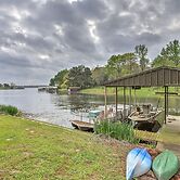 Pet-friendly Lake Athens Home w/ Fireplace!