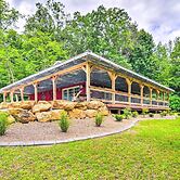 Secluded Brownsville Cabin w/ Deck & Fire Pit