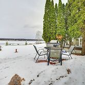 7 Mi to Nubs Nob: Lakefront Abode w/ Fire Pit!