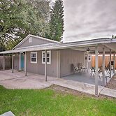 Walkable Winter Garden Bungalow: 3 Blocks to Dtwn