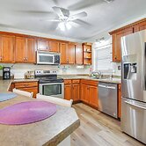 1 Mi to Anna Maria Island: Pet-friendly Retreat