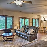 Beaver Lake Retreat w/ Lake Access & Fire Pit!