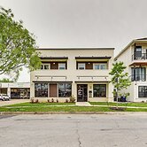 Steps to TCU Campus: Modern Fort Worth Apt