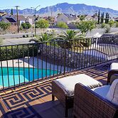 El Paso Retreat w/ Pool: 11 Mi to Downtown!