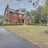 Family Laurinburg Home w/ Private Yard & BBQ