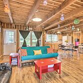 Lake Cumberland Area Cabin - 4 Mi. to Lake!