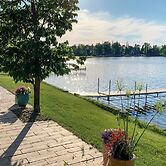 The Lakefront Home - 5 Minutes From Detroit Lakes!