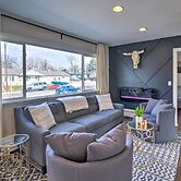 Modern Littleton Home w/ Yard: Pets Welcome!