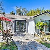 Florida Getaway w/ Patio ~ 3 Mi to Beaches!