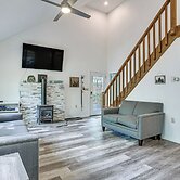 Screened Porch & Deck: Pet-friendly Poconos Escape