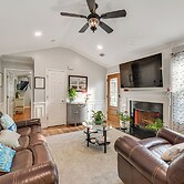 Bluffton Getaway w/ Fenced Yard: 7 Mi to Beach!