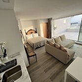 Breathtaking Ocean Front Studio in Povoa de Varzim
