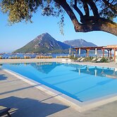 Costa Ionica Mytikas Seaside Hotel