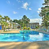 Myrtle Beach Condo w/ Pool: Near Golf & Mall!