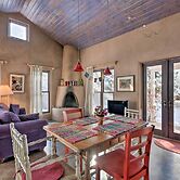 Unique Casita w/ Kiva Fireplace: 11 Mi to Taos Ski