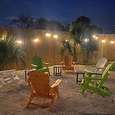 Pet Friendly Beach House ALL NEW Tastefully Remodeled w Golf Cart Incl