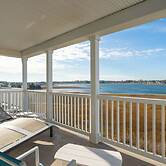 Hidden Paradise Coastal Views!
